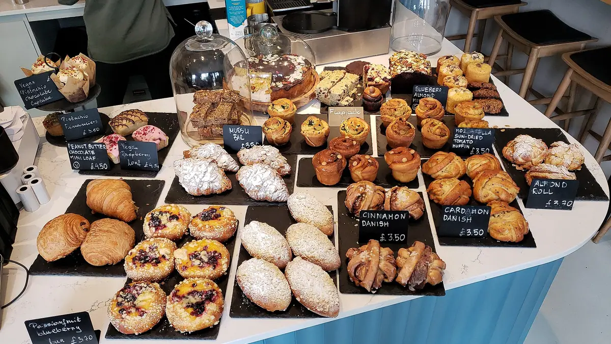 Ellis Bakery – bakery in Okehampton town centre